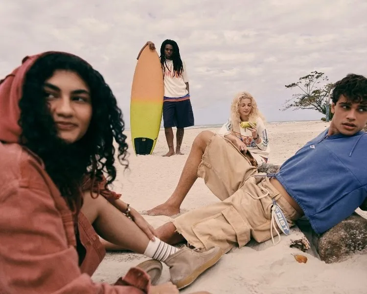 Coleção da Riachuelo Pool coma Piet, uma das collabs de moda de agosto de 2026