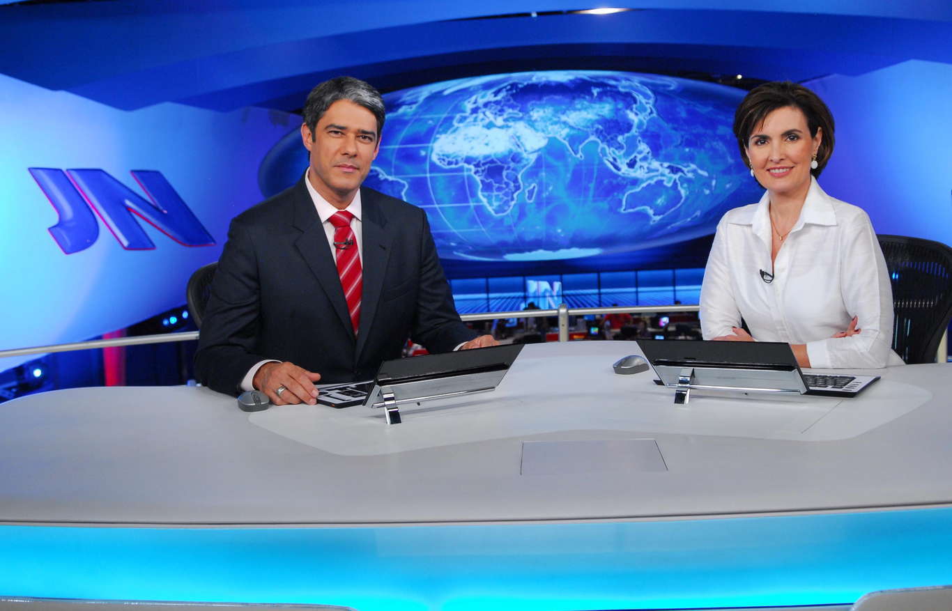 William Bonner e Fátima Bernardes - O casal de apresentadores mais querido do Brasil anunciou o divórcio nas redes sociais.