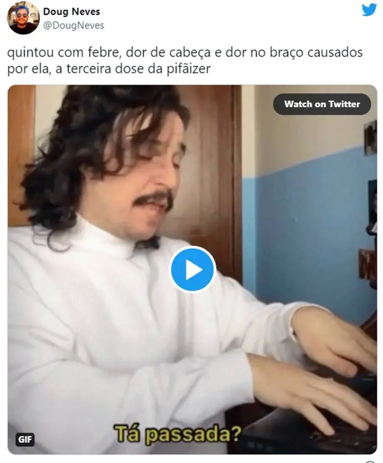 Foto de meme sobre a vacina Pfizer - Melhores memes 2021.