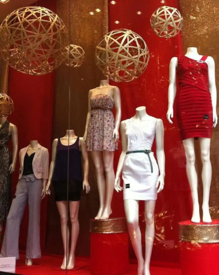 Vitrine Vermelha de Natal