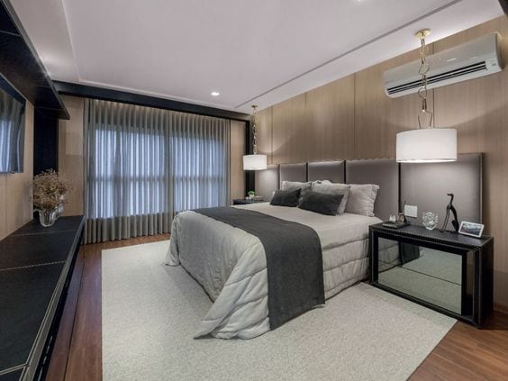 Quarto com ar condicionado