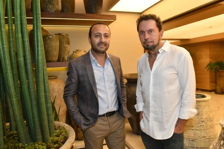 Paulo Costa e João Armentano.