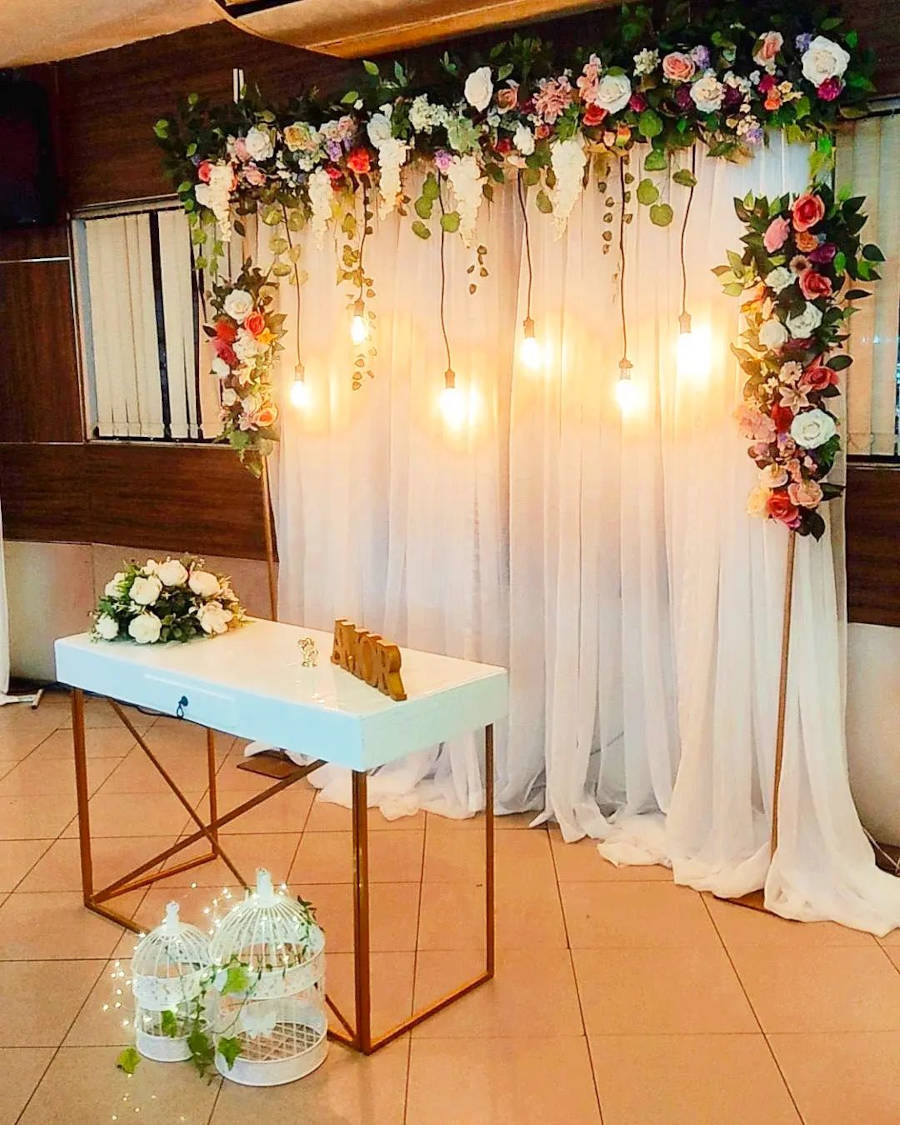 Decoração de casamento simples para civil ou festa.