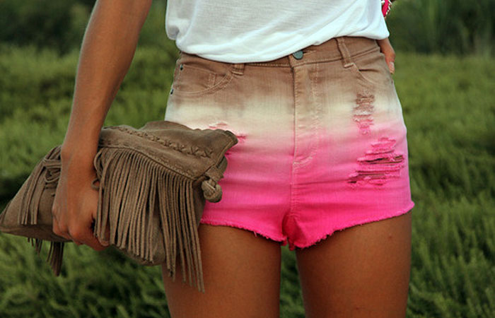 short jeans tie dye