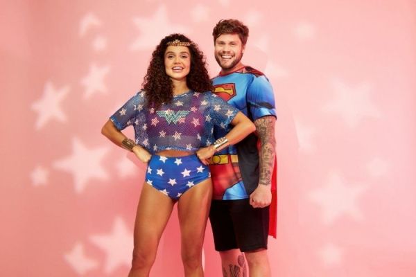 Trajes de super-herói da coleção de Carnaval da Riachuelo