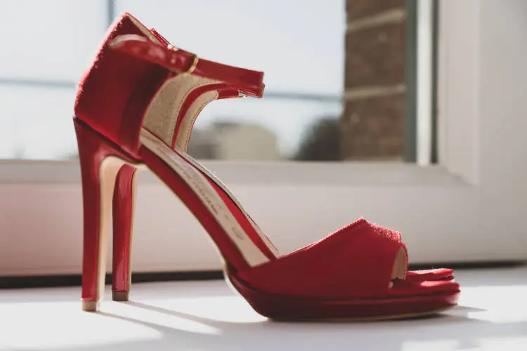 Sandálias Peep Toe Couro Vermelho