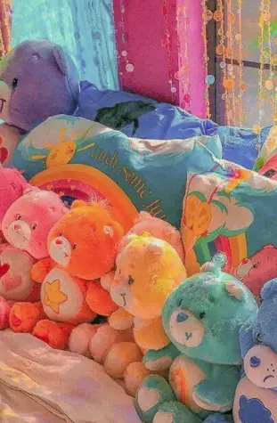 Cama com pelúcias 