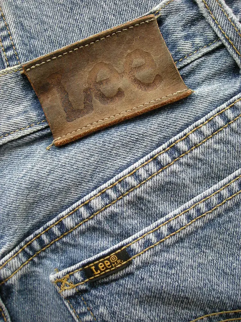 Jeans Lee.