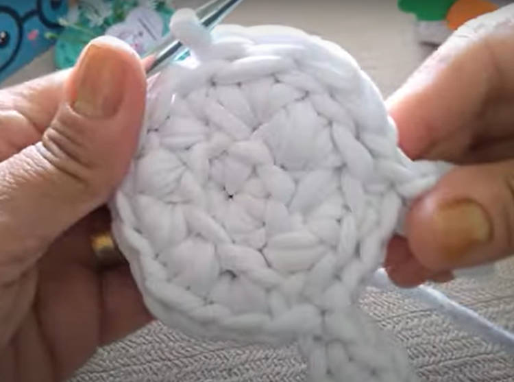 Como fazer coelho de crochê.