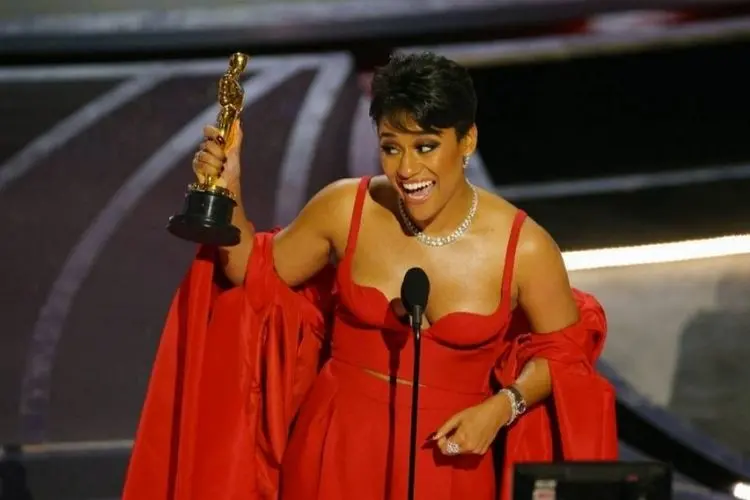 Ariana DeBose ganha Oscar de Melhor Atriz Coadjuvante, vencedores do Oscar 2022