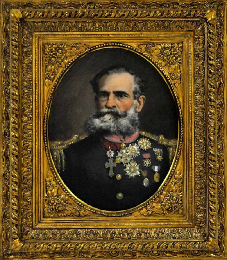 Quadro com molduras douradas e foto de Marechal Deodoro da Fonseca ao centro 