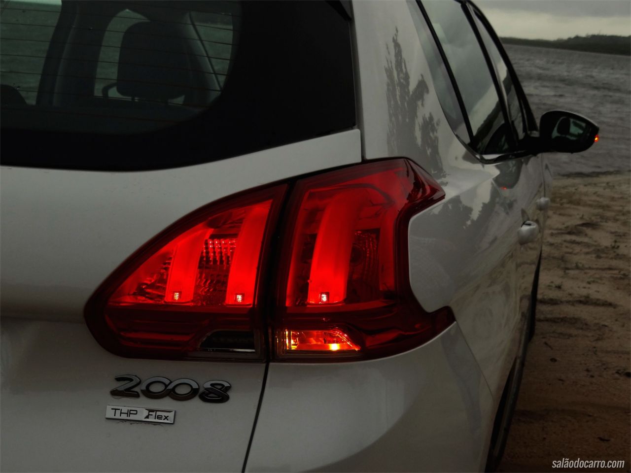 peugeot-2008-55250468045f5_album