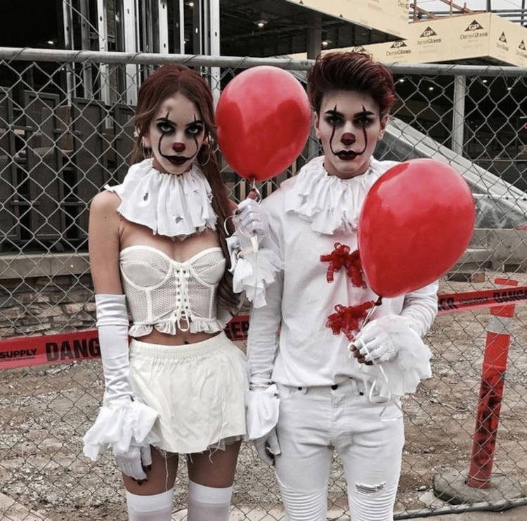 fantasia Pennywise de casal