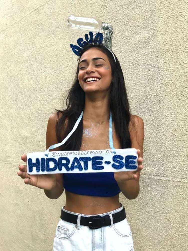 Opção de plaquinhas para look de Carnaval