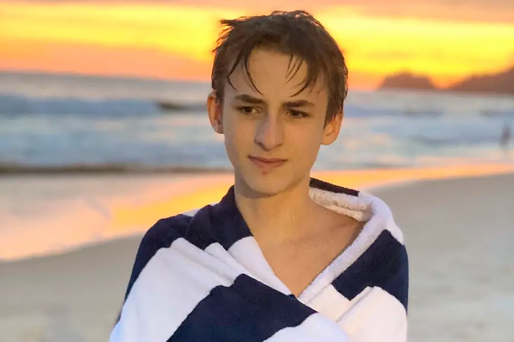Filho de Danielle Winits e Cássio Reis