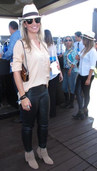 IMG_0277_320x563