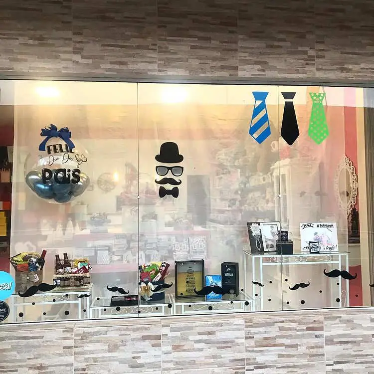adesivos de bigode e balão de dia dos pais