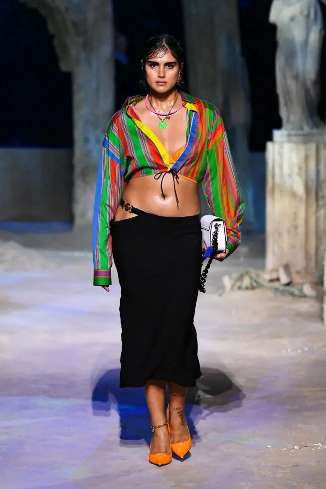 versace desfile com diversidade