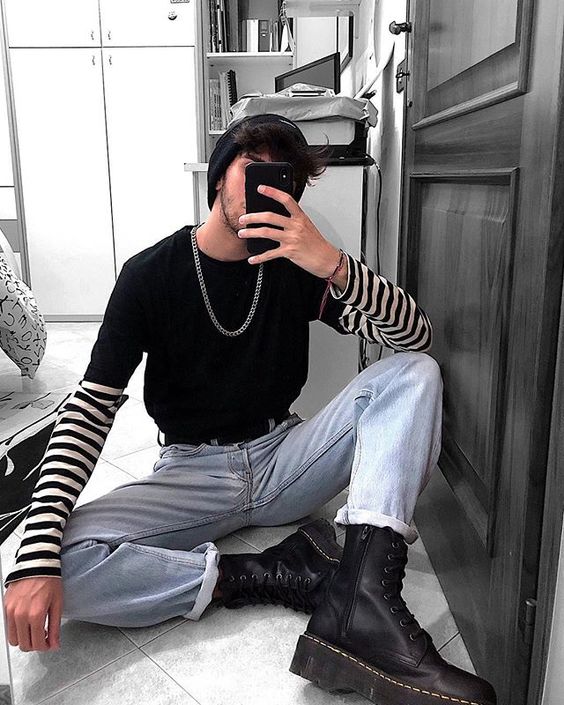 E-boys amam sobreposições com estilo underground Estilo de um e-boy