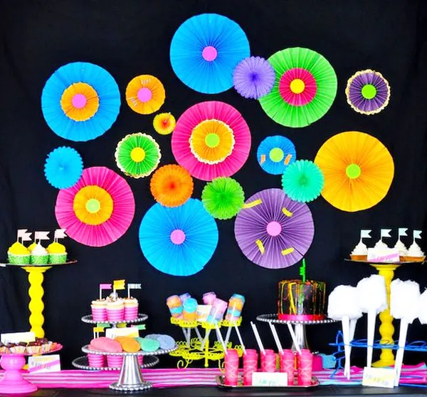 decoração de parede e mesa de festa neon decoração de parede e mesa de festa neon