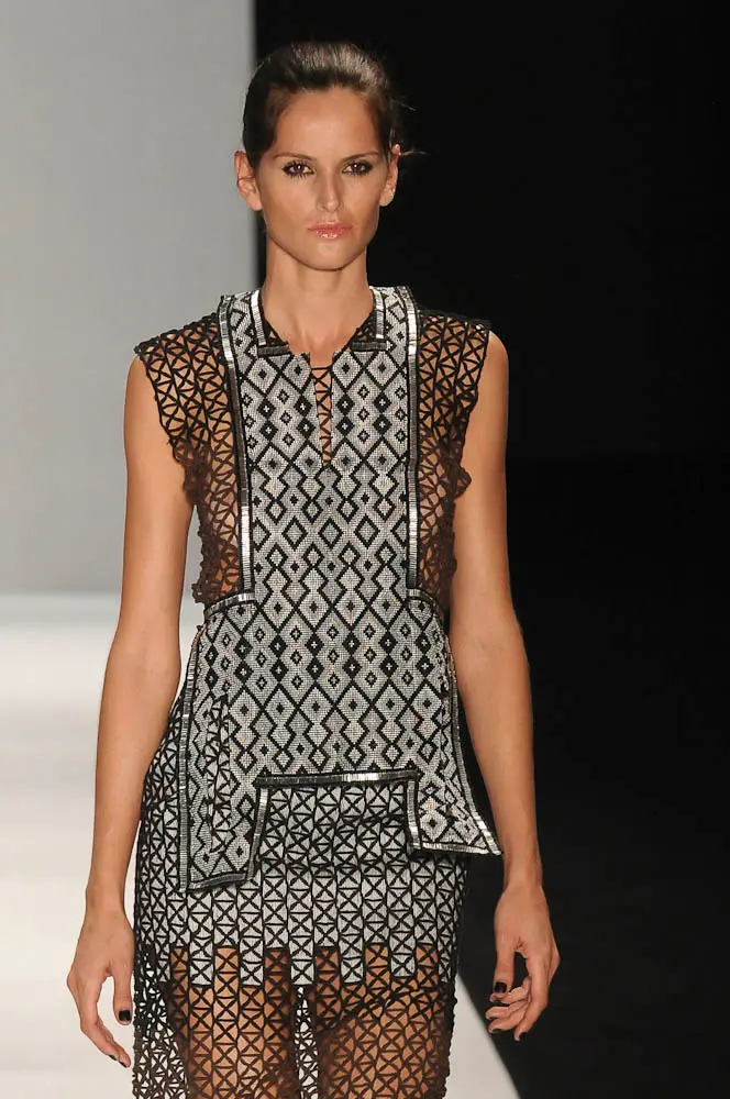 Priscilla Darolt SPFW Verao 2012 (28)