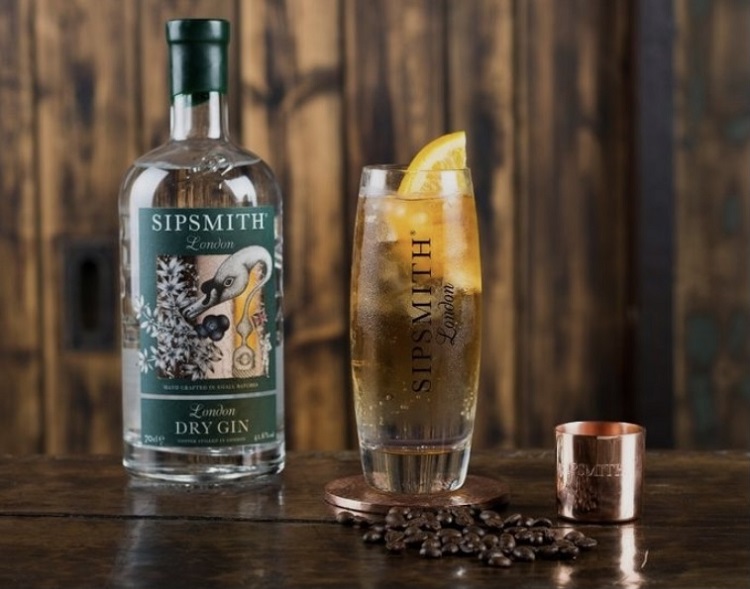 Gin Tônica com café e tangerina