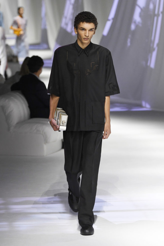 look preto milan fashion week