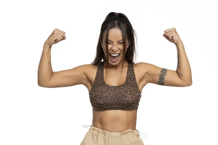 Carol Nakamura, participante de No Limite Amazônia