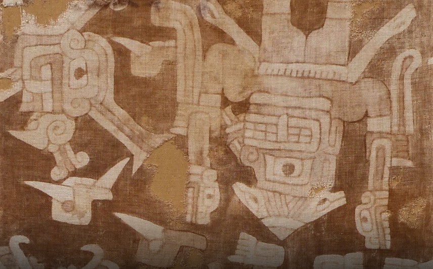 Manto Karwa de artesãos Chavin encontrado no Peru entre 1000 a.C e 200 a.C. Manto Karwa de artesãos Chavin encontrado no Peru entre 1000 a.C e 200 a.C.
