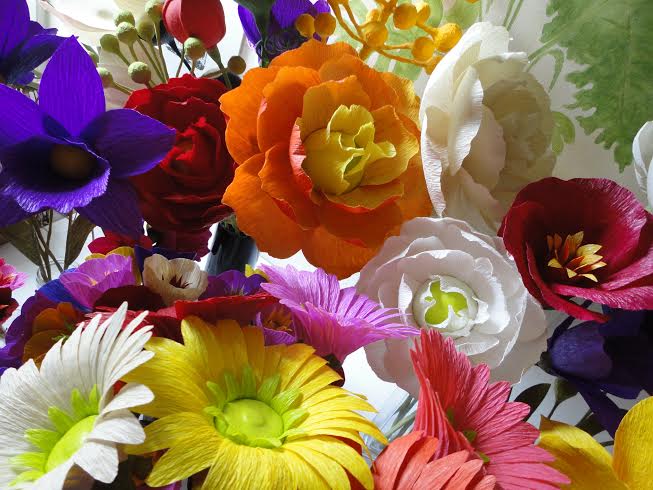 Conheça a artista CARMEN REINs e suas maravilhosas flores gigantes em papel Conheça a artista CARMEN REINs e suas maravilhosas flores gigantes em papel