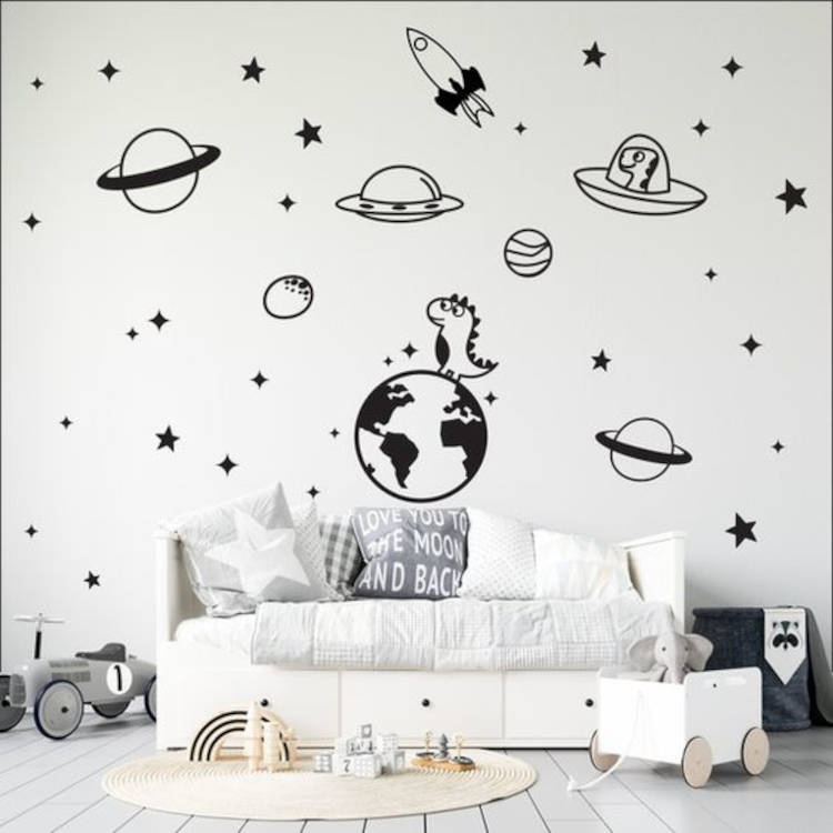 Decoração fácil para quarto com adesivo de parede.