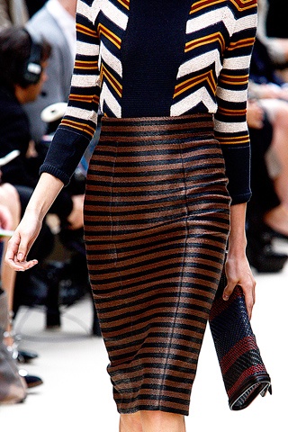 looks para executivas camisas e social (35)