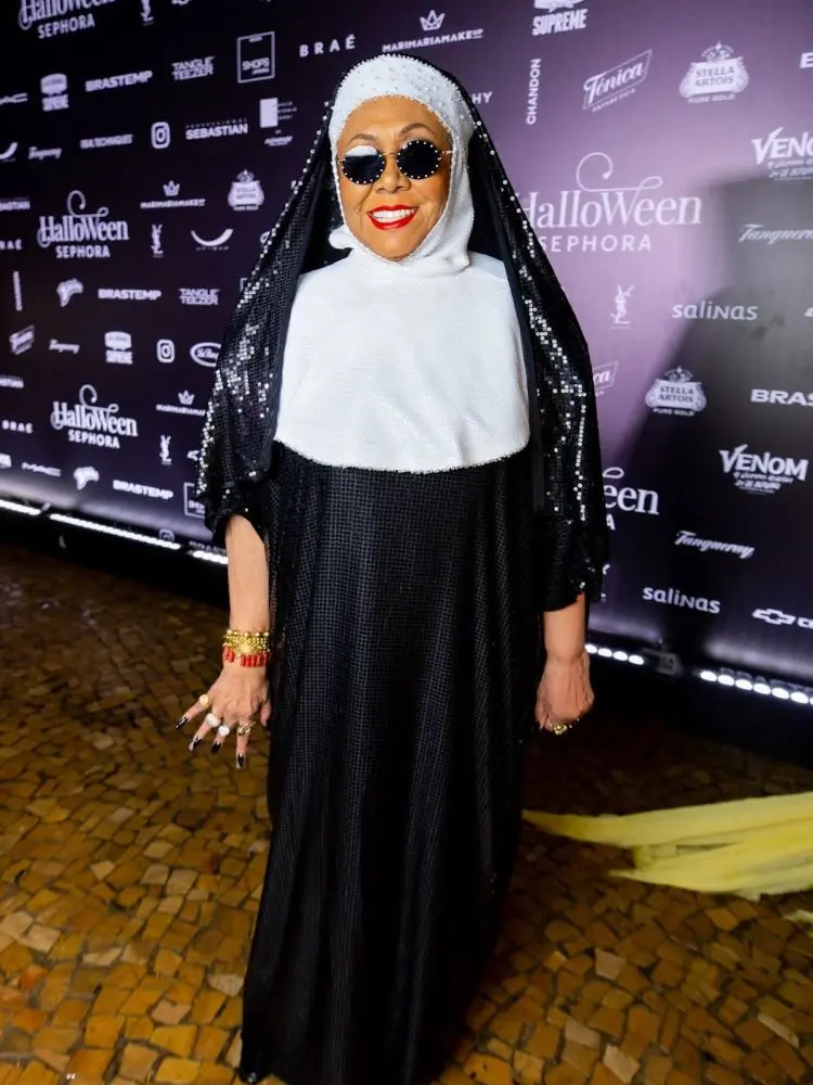 Alcione de freira