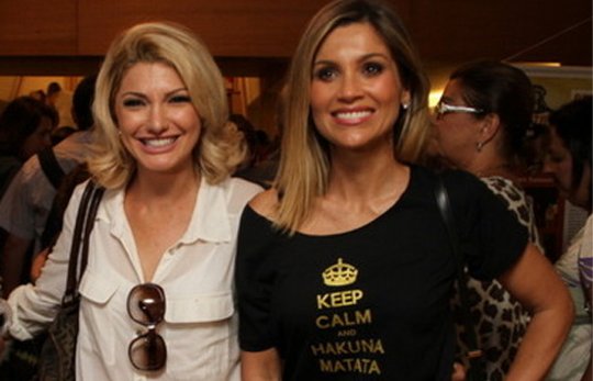 Flávia e Antonia antes da briga - Reprodução