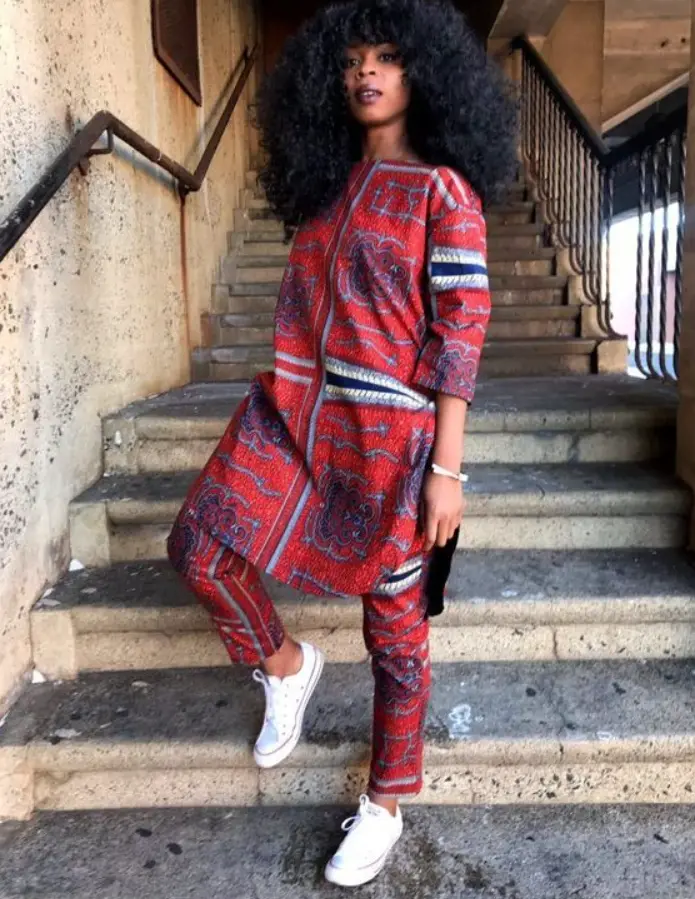 Túnica e calça com estampa africana