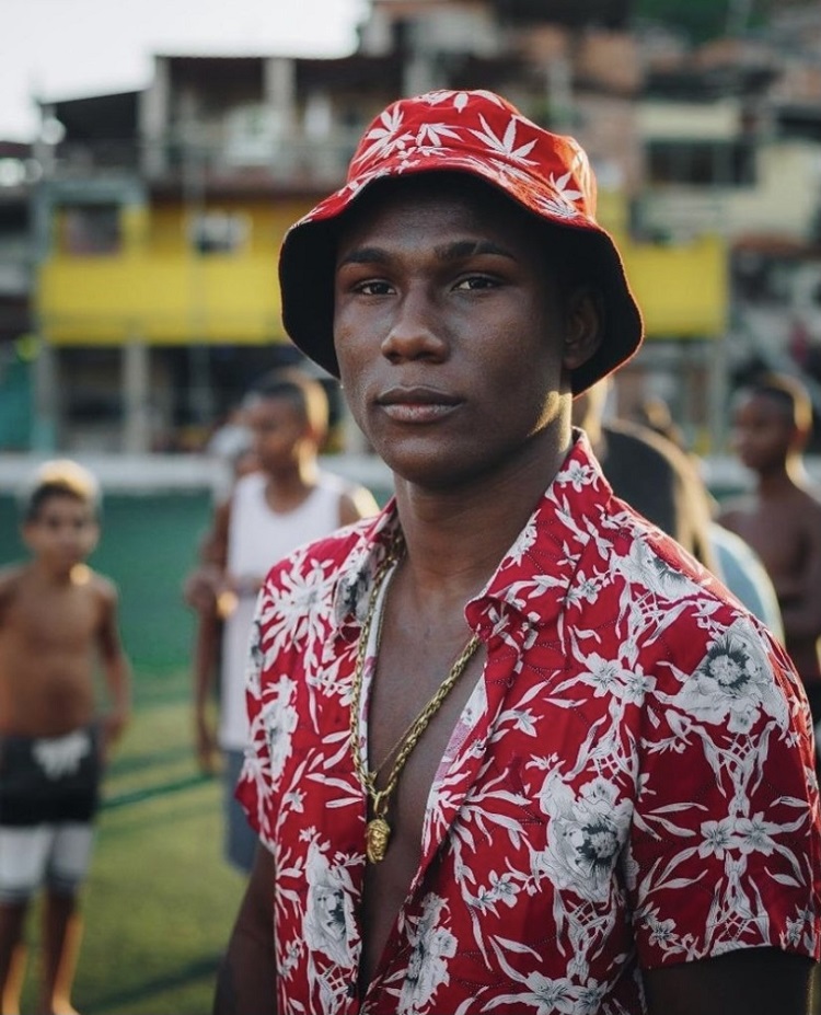 Foto de Matheus Bento, mais conhecido como MC Negão da BL, participante do Ilha Record Foto MC Negão da BL