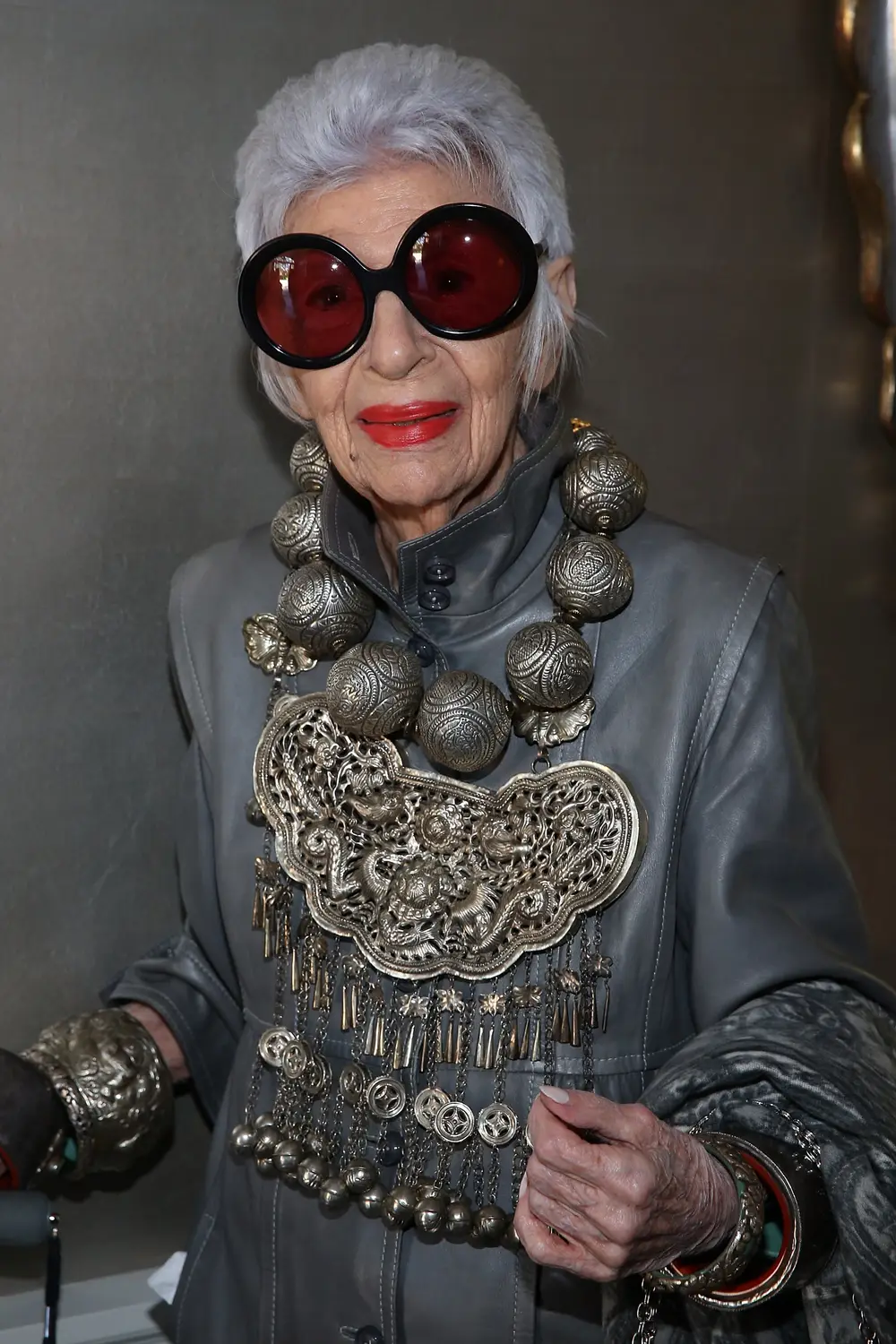 VIOLET GREY Honors Iris Apfel At A She's So Violet Garden Tea