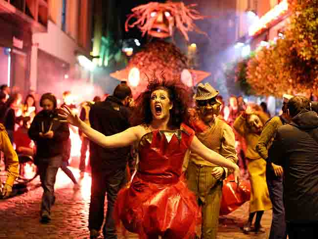 Repro Free Monday 27th October 2014; World famous spectacle company MACNAS take to the streets of Dublin to present The Summoning for the Bram Stoker Festival. Picture Jason Clarke Photography