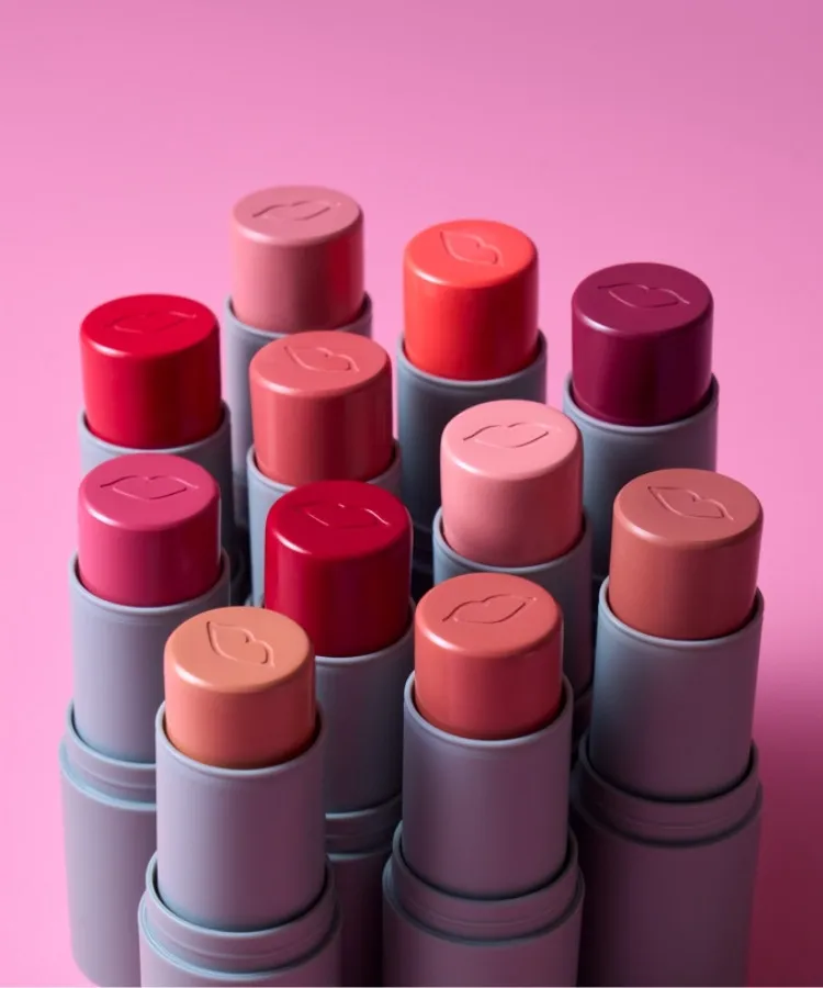 Lançamentos de beleza de julho de 2026: Stick Cor Boca Rosa