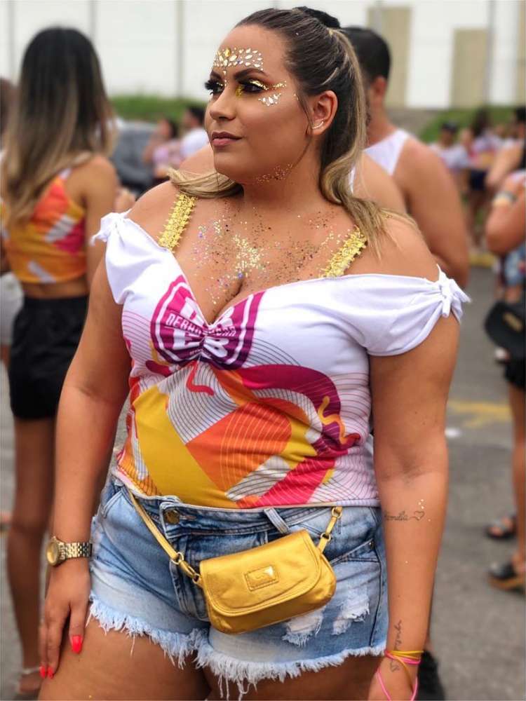 Opção de look para bloco de carnaval