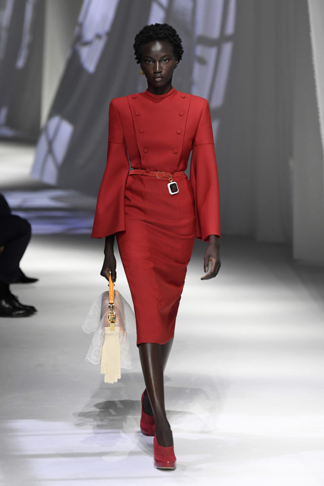 vestido vermelho Fendi