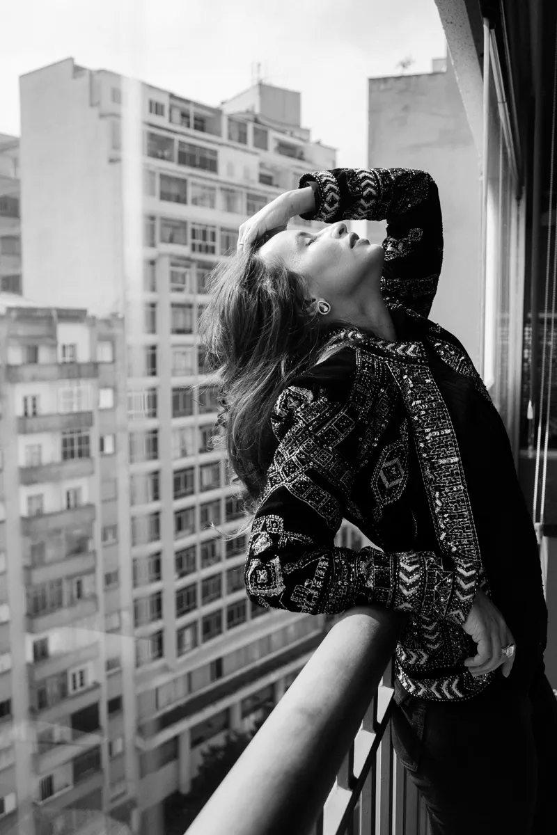 Denise Pitta - Editorial em P&B Valentina Studio (6)