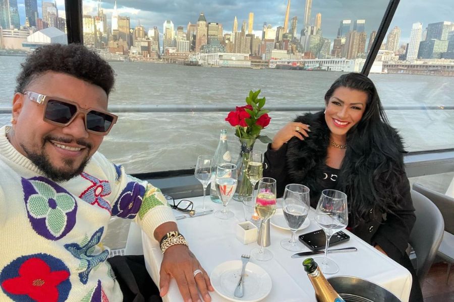 foto de Naldo e Moranguinho em viagem a Nova York anos após a violência doméstica