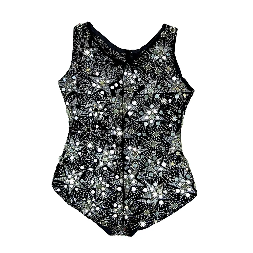 Maiô de veludo preto e pedrarias de Jeanne Lanvin, 1924.