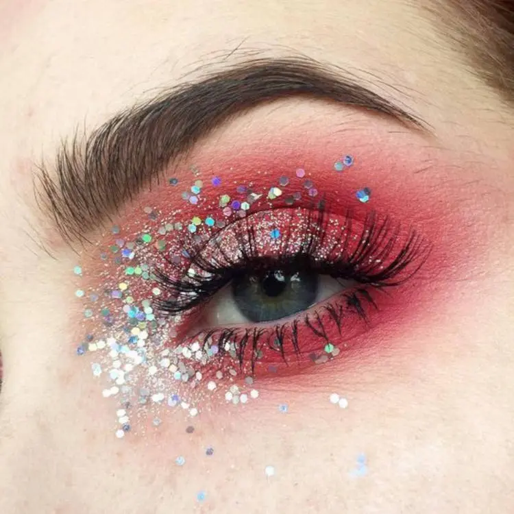 makes Carnaval glitter