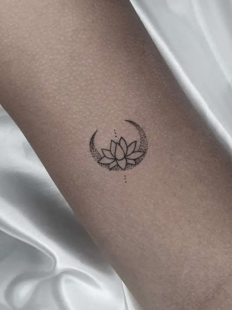 Opção de tatuagem pequena