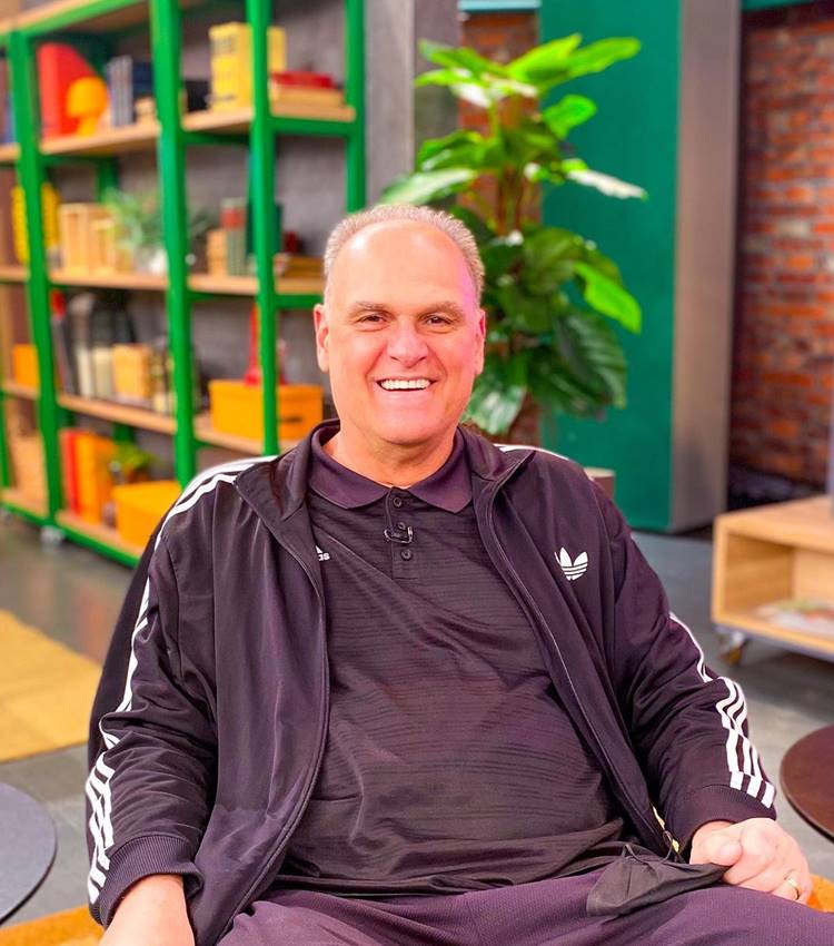Oscar Schmidt no Gazeta Mulheres, programa de TV.