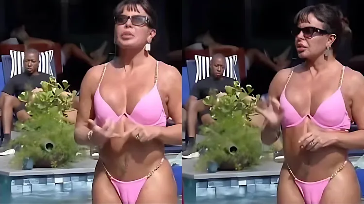 Gretchen chamou a atenção dos fãs do Power Couple ao surgir de biquíni rosa no reality.
