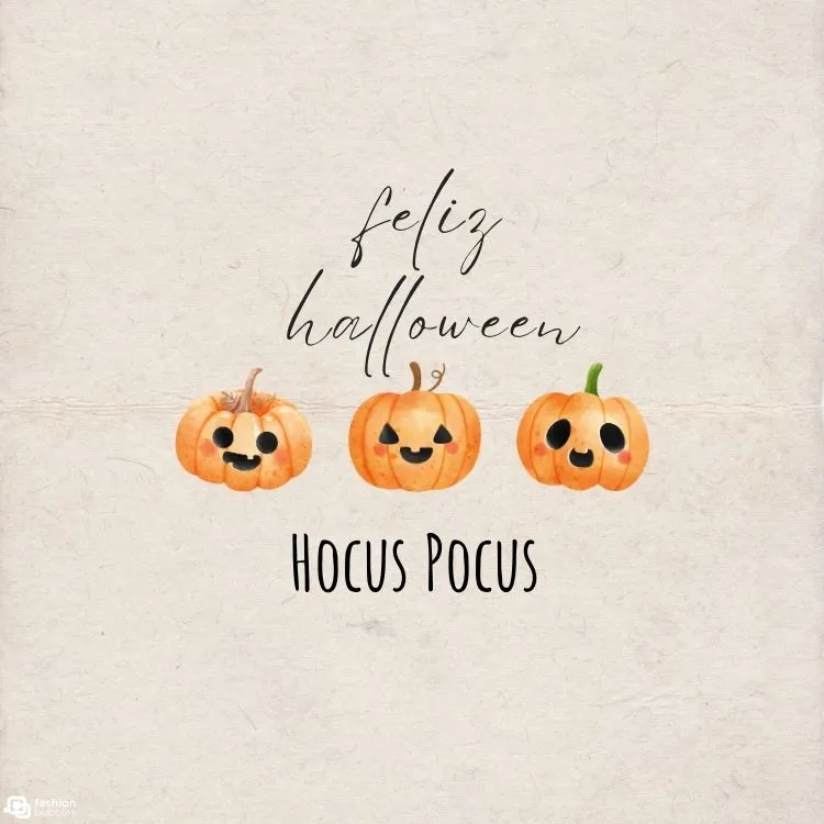 Cartão virtual bege com desenho de três abóboras e frases "feliz halloween" e "Hocus Pocus "
