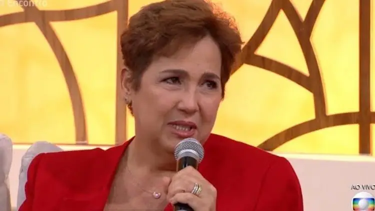 Claudia participando do Encontro com Fátima.